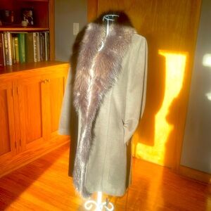 Fox fur collar knee length wool coat.